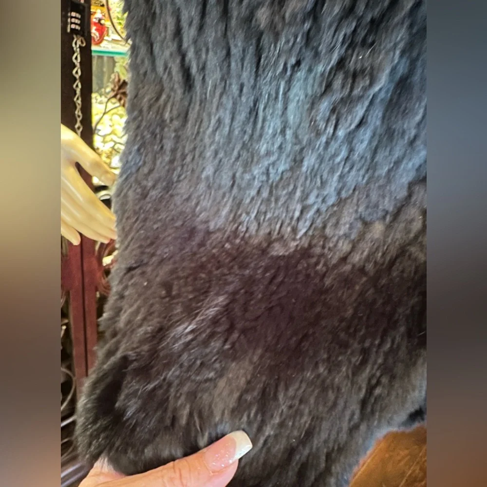 Marolli Hooded Rabbit Vest - Picture 5 of 7